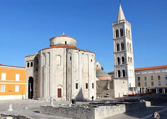 Apartment By The Sea - 13272 Zadar